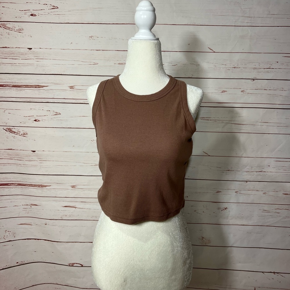 Cropped Tank Top